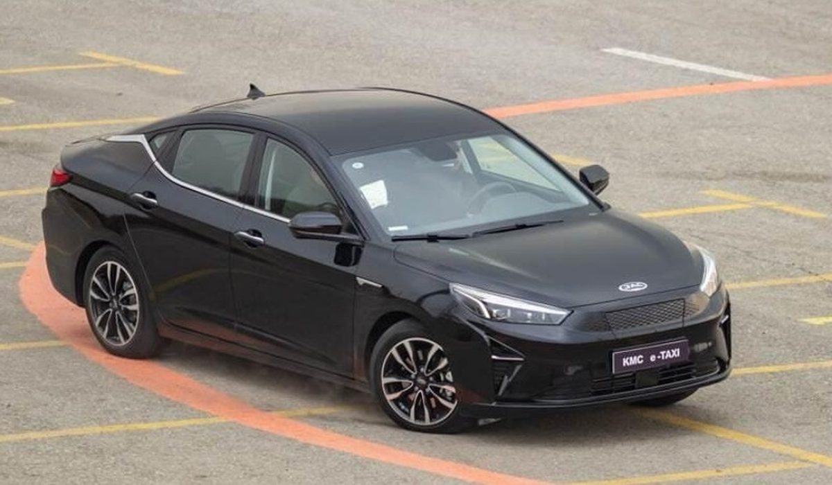 خودرو KMC EJ7